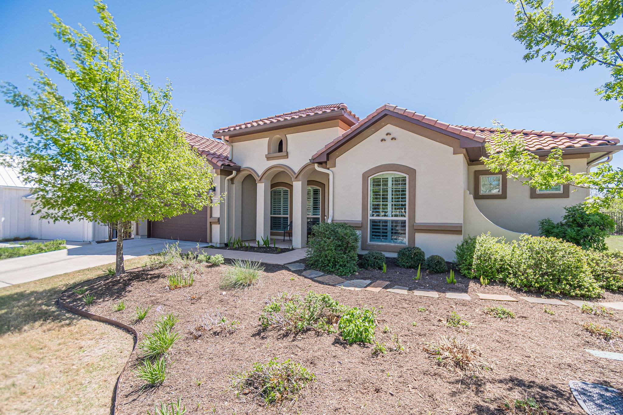 104 Drawing Maple ST