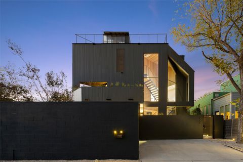 2302 E 11th ST Austin TX 78702