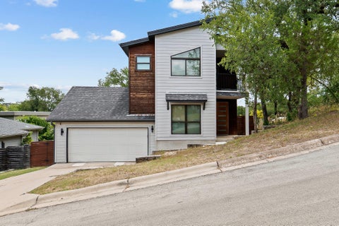 Photo of 1193 E M Franklin Ave #1, Austin, TX 78721 (MLS # 3732472)