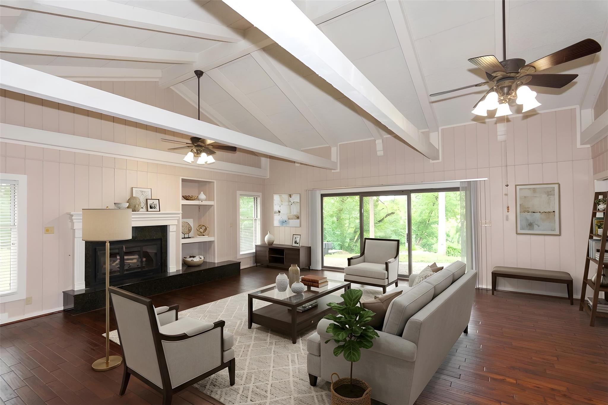 1404 Pearl CV