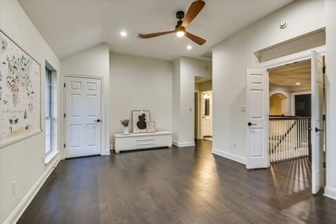 Tiny photo for 43 LOST MEADOW TRL, The Hills, TX 78738 (MLS # 1703309)
