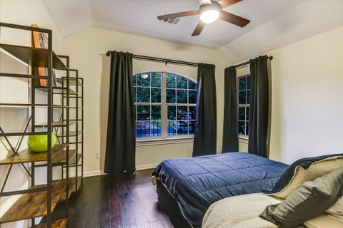 Tiny photo for 43 LOST MEADOW TRL, The Hills, TX 78738 (MLS # 1703309)