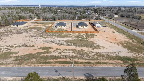 Photo of 136 Las Alturas DR, Elgin, TX 78621 (MLS # 6735029)