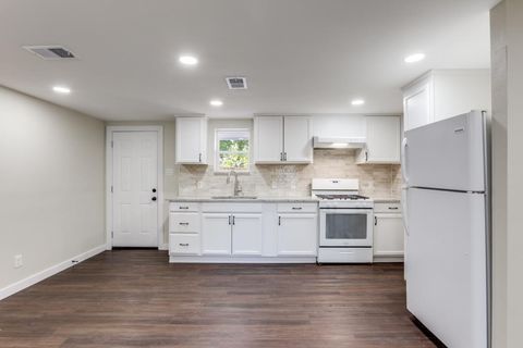 Tiny photo for 1118 Spur ST, Austin, TX 78721 (MLS # 8224669)