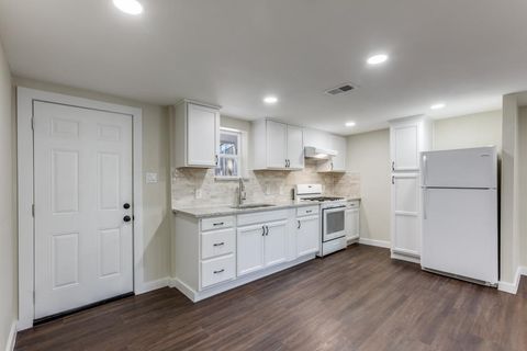 Tiny photo for 1118 Spur ST, Austin, TX 78721 (MLS # 8224669)