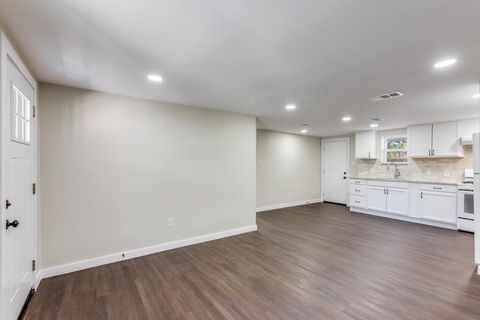 Tiny photo for 1118 Spur ST, Austin, TX 78721 (MLS # 8224669)