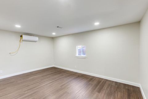 Tiny photo for 1118 Spur ST, Austin, TX 78721 (MLS # 8224669)