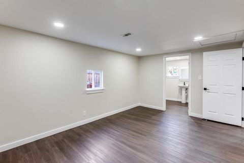 Tiny photo for 1118 Spur ST, Austin, TX 78721 (MLS # 8224669)