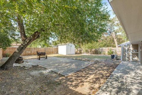 Tiny photo for 1118 Spur ST, Austin, TX 78721 (MLS # 8224669)