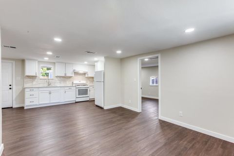 Tiny photo for 1118 Spur ST, Austin, TX 78721 (MLS # 8224669)