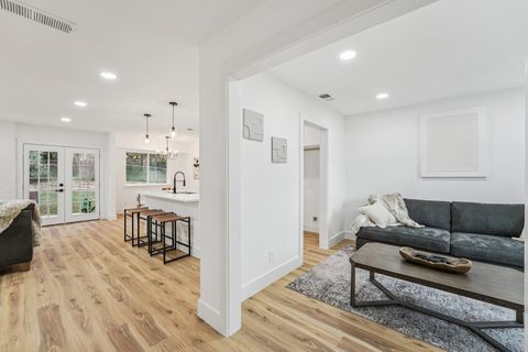 Tiny photo for 6014 London DR, Austin, TX 78745 (MLS # 8149428)