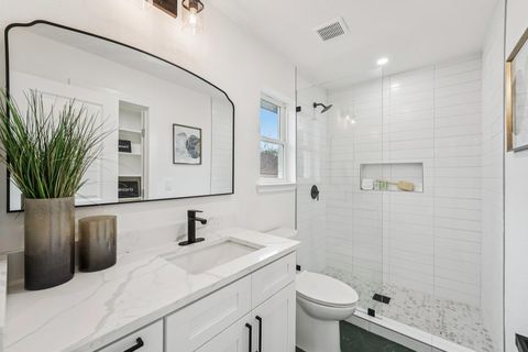 Tiny photo for 6014 London DR, Austin, TX 78745 (MLS # 8149428)