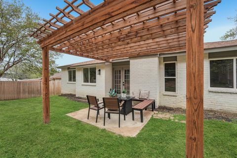 Tiny photo for 6014 London DR, Austin, TX 78745 (MLS # 8149428)