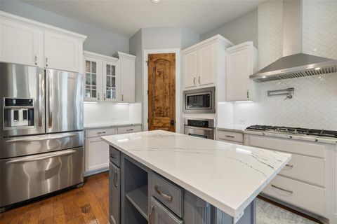 Tiny photo for 201 Aria DR, Lakeway, TX 78738 (MLS # 5469915)