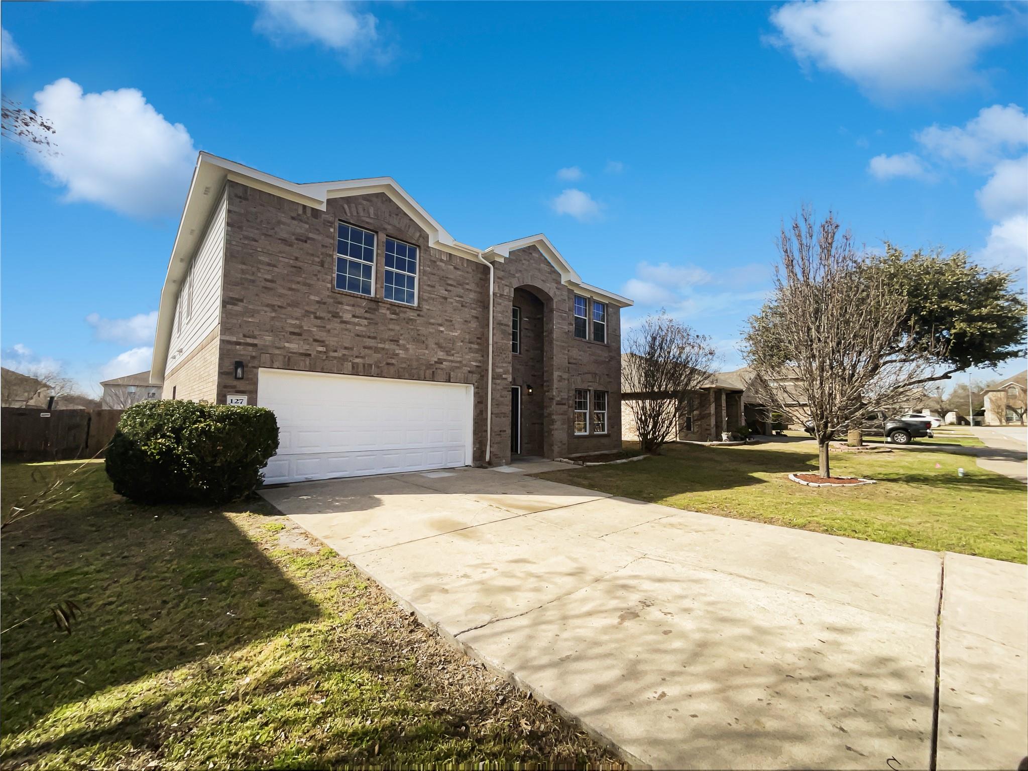 127 Campos DR