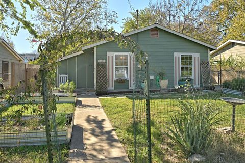 Tiny photo for 4615 Munson ST, Austin, TX 78721 (MLS # 1501721)