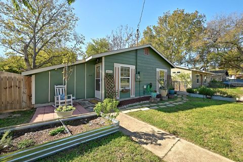 Tiny photo for 4615 Munson ST, Austin, TX 78721 (MLS # 1501721)