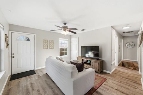 Tiny photo for 4615 Munson ST, Austin, TX 78721 (MLS # 1501721)