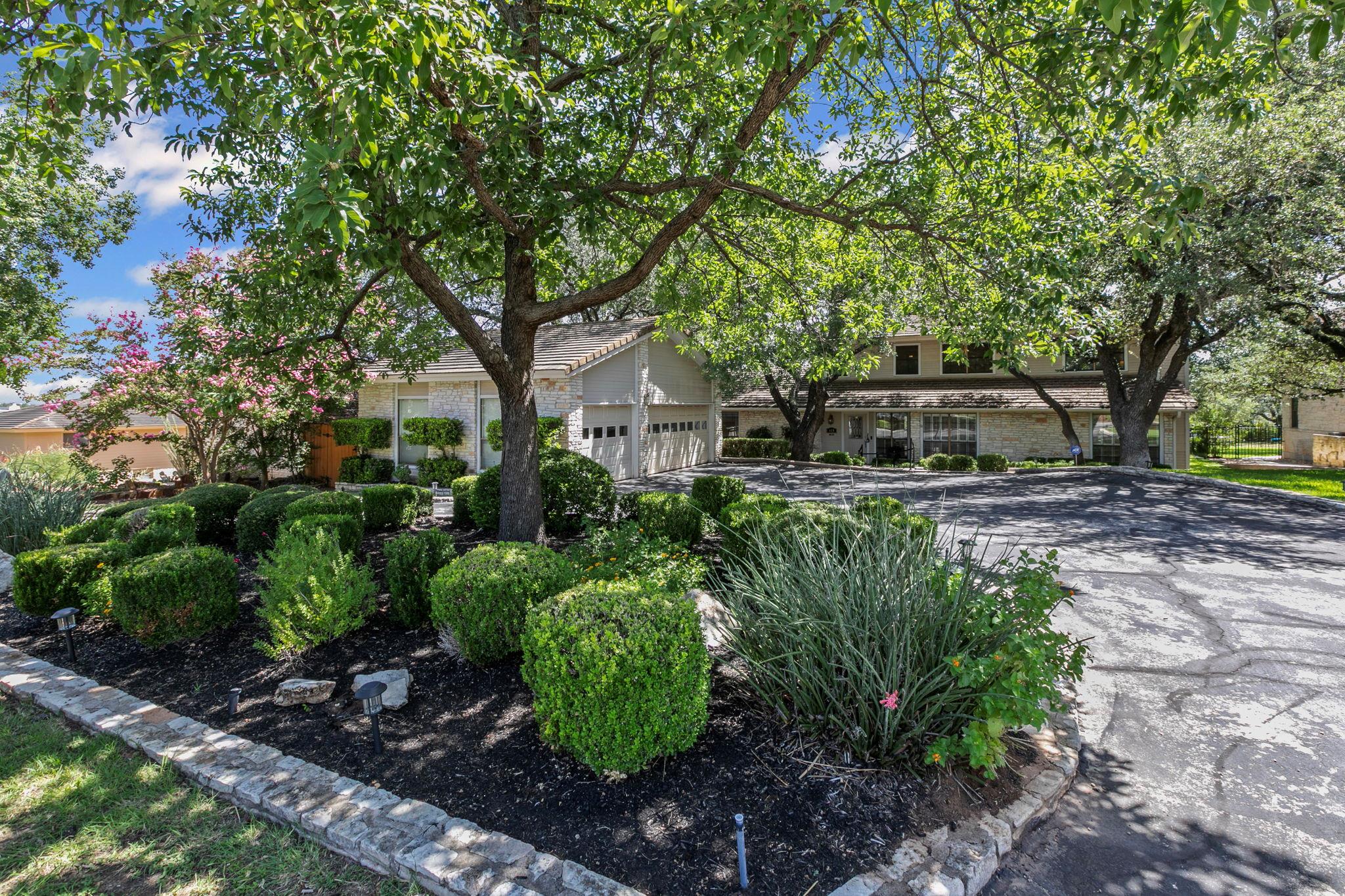 415 Dasher DR