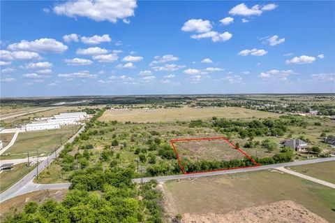 Photo of 12915 Crane RD, Buda, TX 78610 (MLS # 9964068)