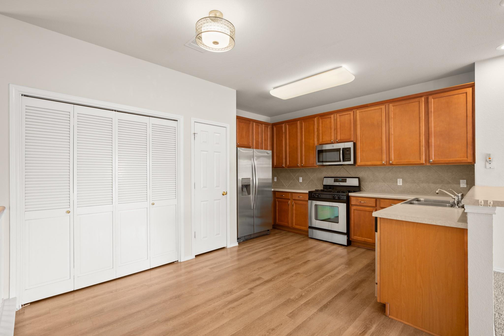 16100 S Great Oaks DR 3701