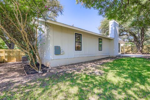 Tiny photo for 4827 Gerona DR, Austin, TX 78759 (MLS # 7473739)