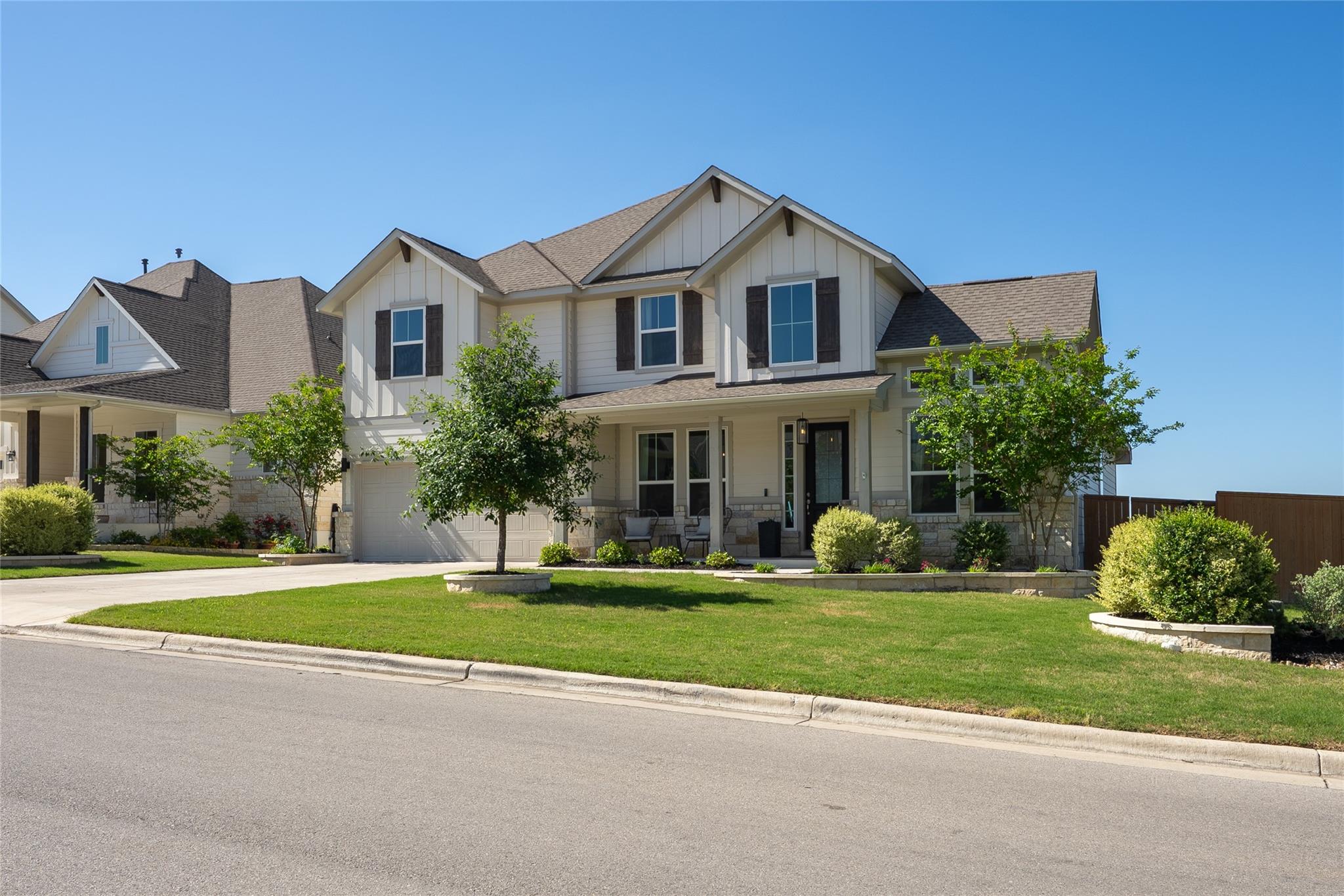 1825 Hazy Hills LOOP