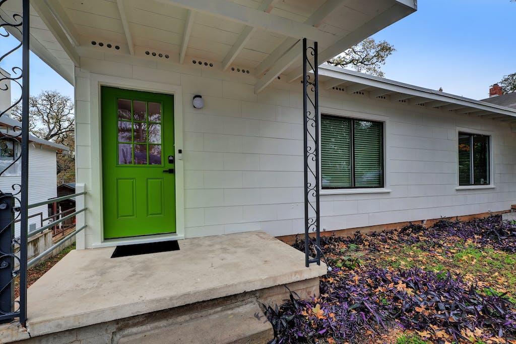 614 Highland Ave