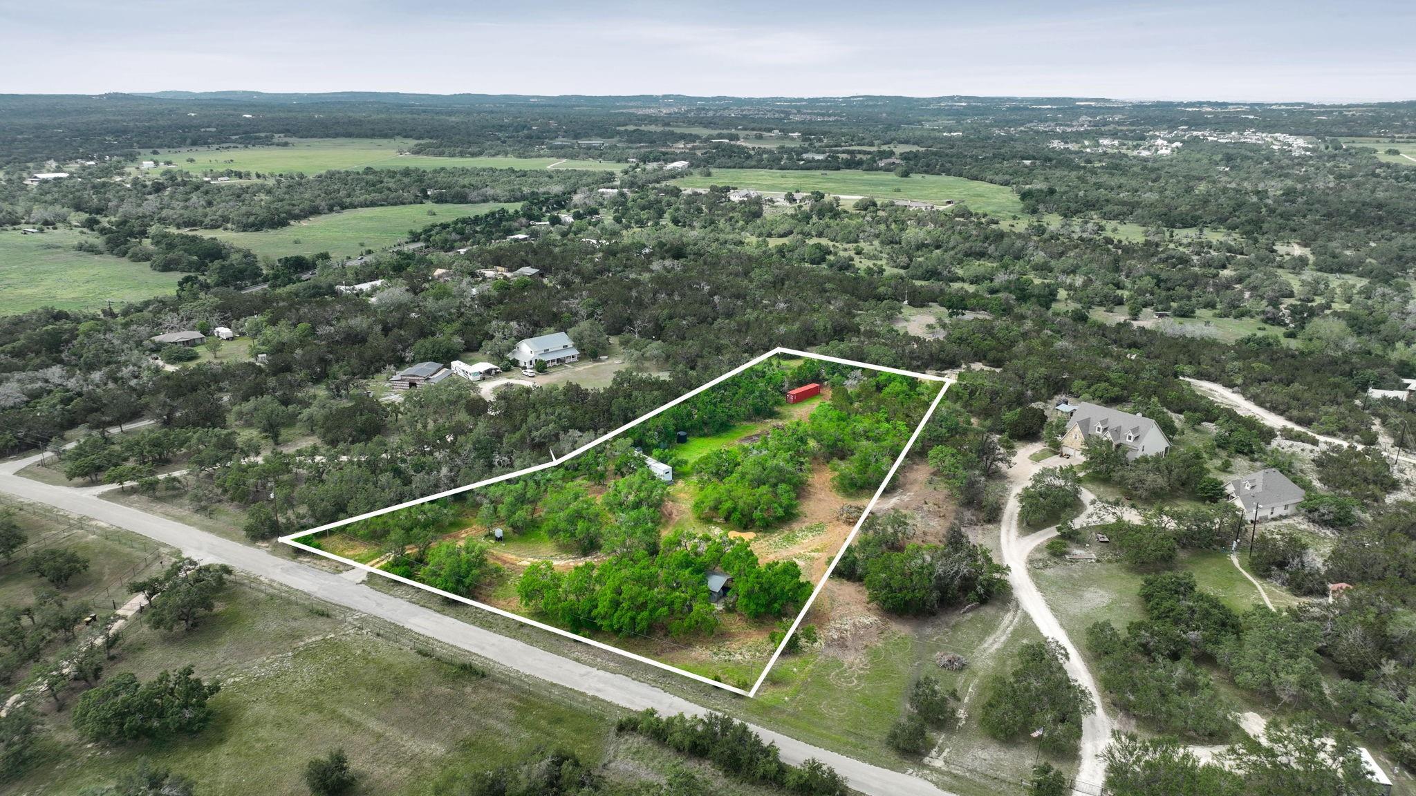 385 Country LN