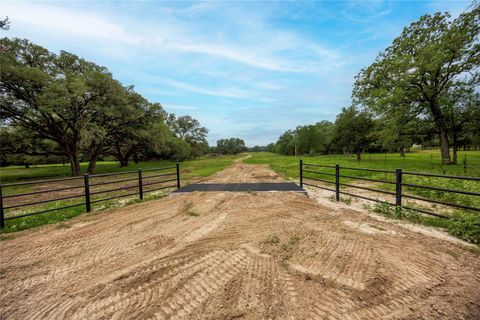 Photo of 2570 Burke RD, Flatonia, TX 78941 (MLS # 7171123)