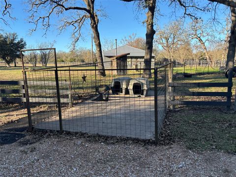 A home in La Grange