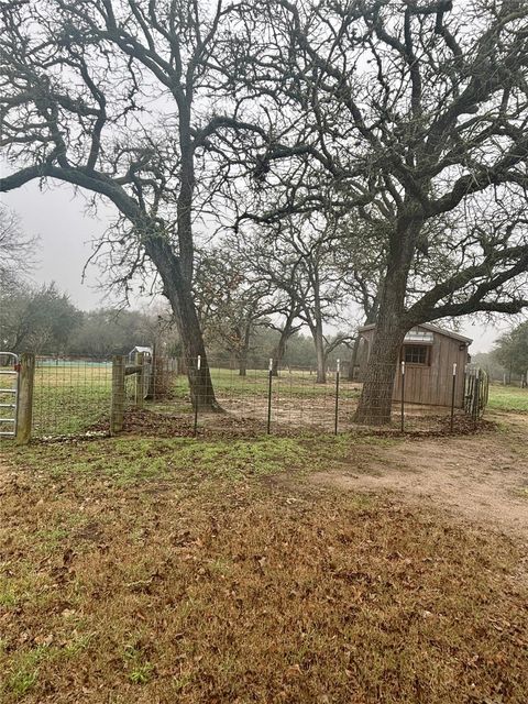 A home in La Grange