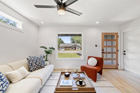 Tiny photo for 6609 Boleynwood DR, Austin, TX 78745 (MLS # 1797748)