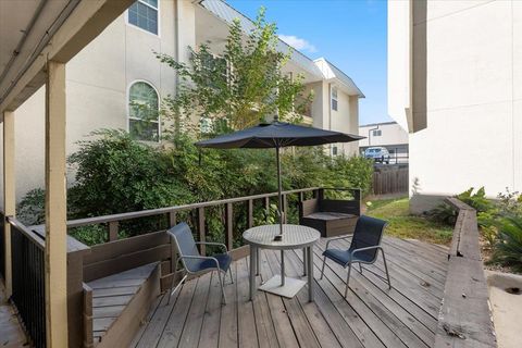 Tiny photo for 910 Duncan LN #57, Austin, TX 78705 (MLS # 2710815)