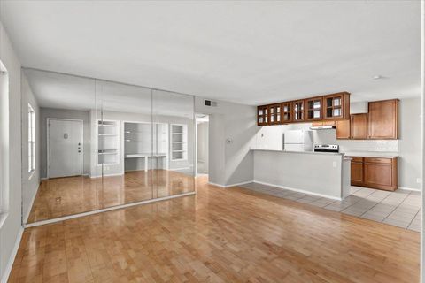 Tiny photo for 910 Duncan LN #57, Austin, TX 78705 (MLS # 2710815)