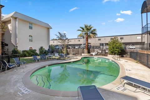 Tiny photo for 910 Duncan LN #57, Austin, TX 78705 (MLS # 2710815)