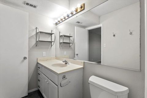 Tiny photo for 910 Duncan LN #57, Austin, TX 78705 (MLS # 2710815)