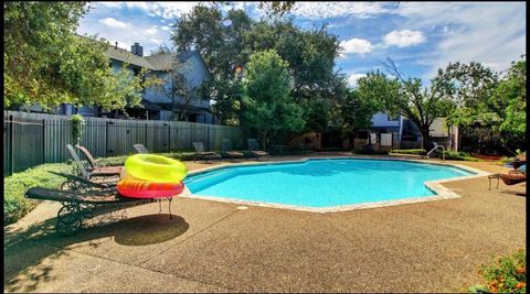 Tiny photo for 1411 Gracy Farms LN #123, Austin, TX 78758 (MLS # 6810050)