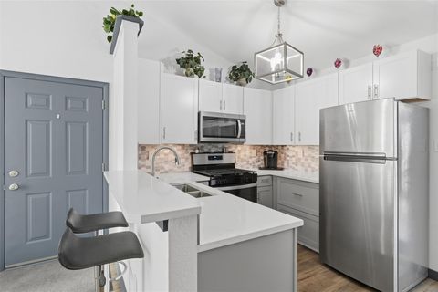 Tiny photo for 1411 Gracy Farms LN #123, Austin, TX 78758 (MLS # 6810050)