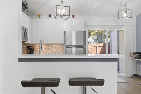 Tiny photo for 1411 Gracy Farms LN #123, Austin, TX 78758 (MLS # 6810050)