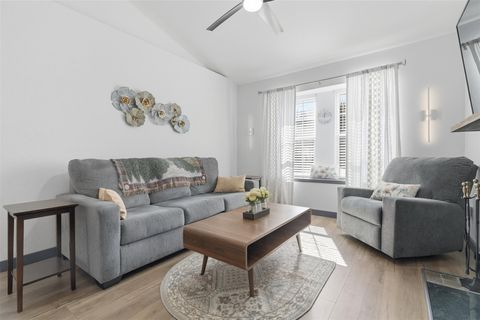 Tiny photo for 1411 Gracy Farms LN #123, Austin, TX 78758 (MLS # 6810050)