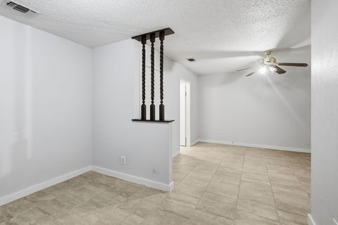 Tiny photo for 7903 Woodcroft DR, Austin, TX 78749 (MLS # 9948277)