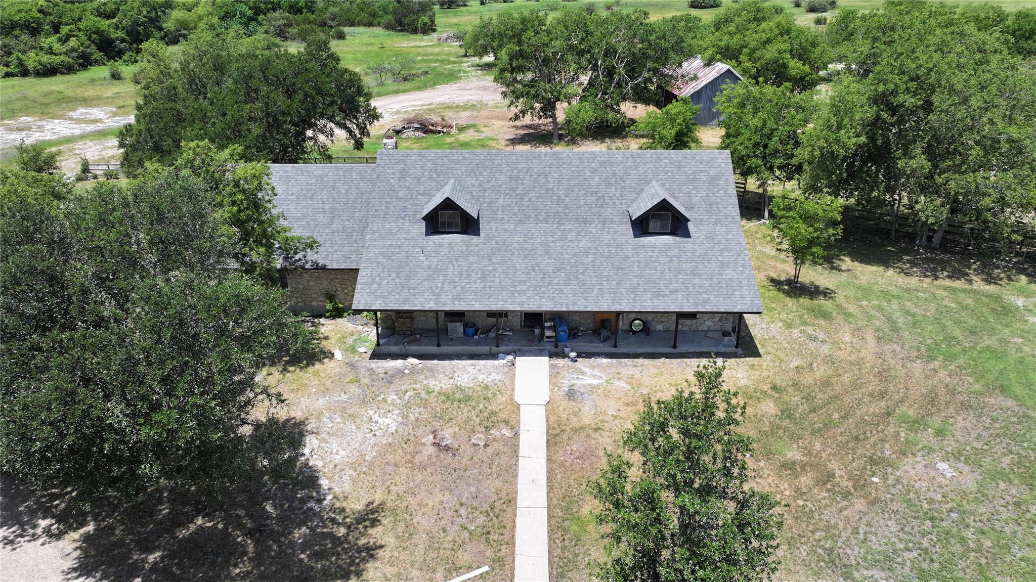 2365 Hackberry RD