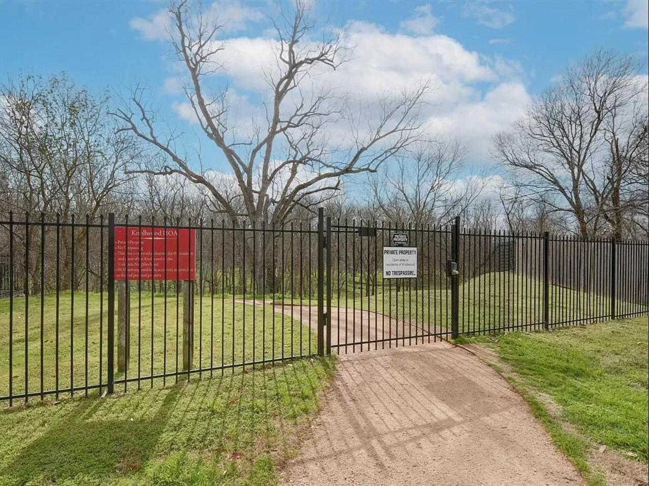 Austin, Texas 78725, United States, 3 Bedrooms Bedrooms, ,3 BathroomsBathrooms,Residential,Pending,38448