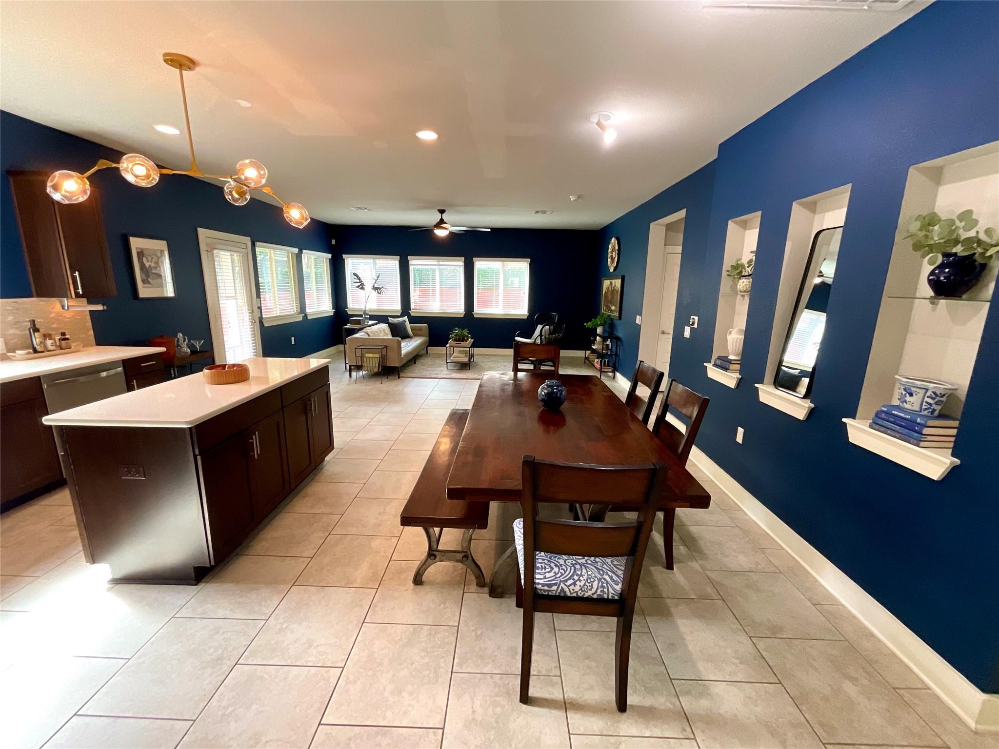 Austin, Texas 78725, United States, 3 Bedrooms Bedrooms, ,3 BathroomsBathrooms,Residential,Pending,38448