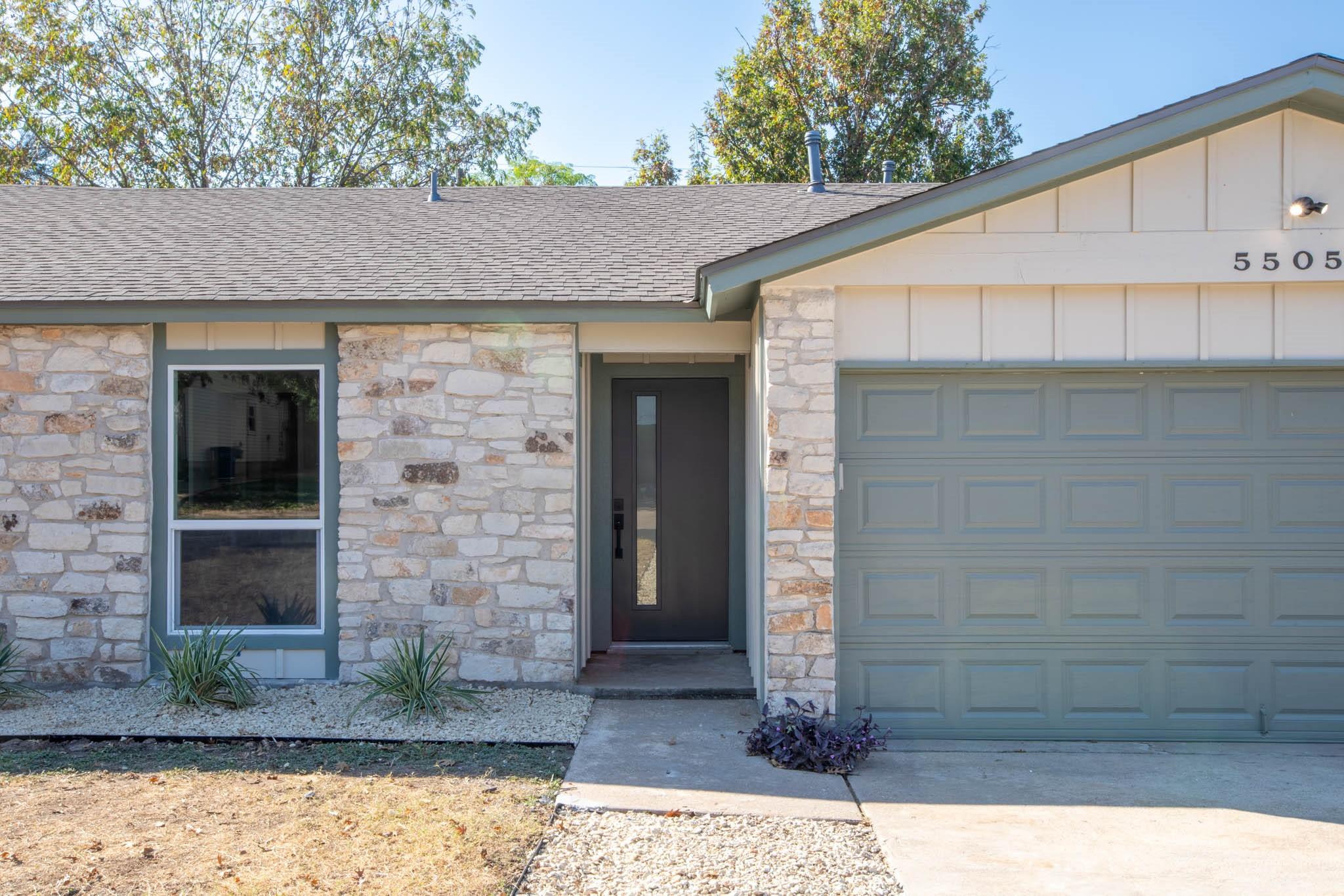 5505 Porsche LN