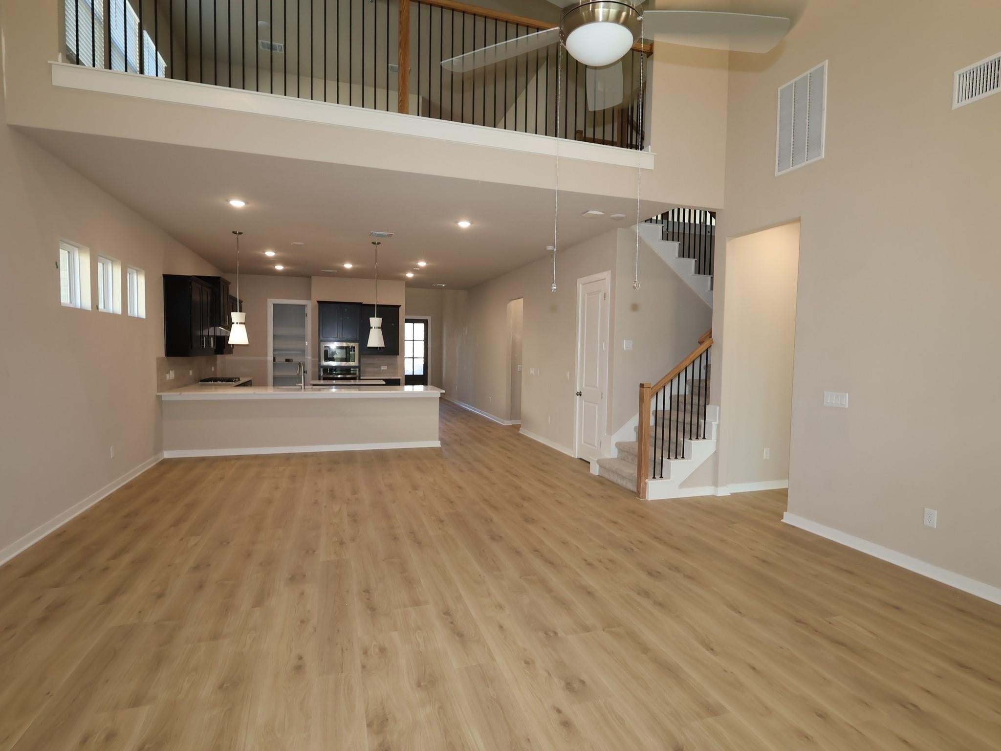 4009 Waxahachie RD