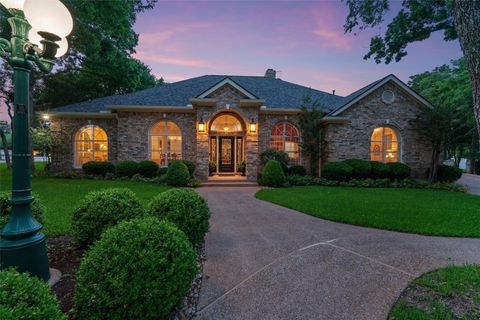 1901 Plantation CT Round Rock TX 78681