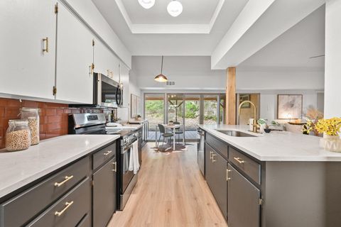 Tiny photo for 7505 Dawn Hill CIR, Austin, TX 78736 (MLS # 6542893)