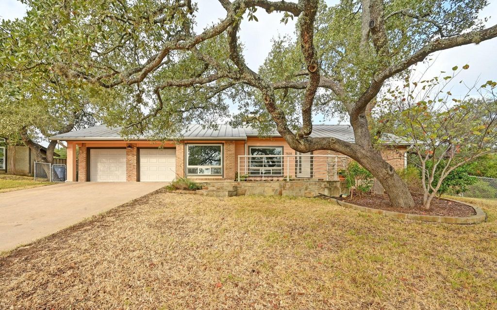 Photo for 7505 Dawn Hill CIR, Austin, TX 78736 (MLS # 6542893)